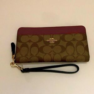 COPY - Coach Wallets Great Condition
